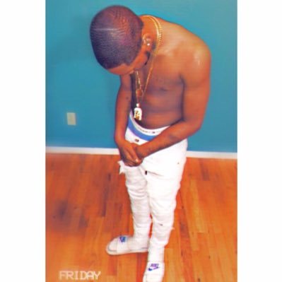 gz_poodie's profile picture. SIGNED ARTIST 🎥📸🤲🏾   BullsgangEnt #BloodLine 🙏🏾