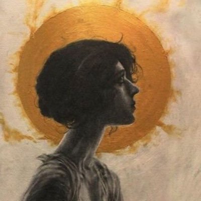 ‏أحَزن لأني أشعُر دائماً بأنه عَلي المغادره .