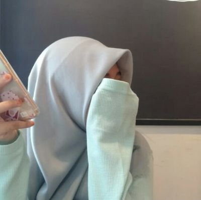 snda09's profile picture. IG: @dinasaneda