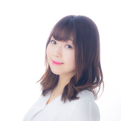 大野 美咲 最近は帰り道の充電がピンチな事が多いです モバイルバッテリーも3ヶ月で壊れてしまうことが多くて もしかして静電気持ちの体質と関係あるのかな イヤホンしてても静電気にバチバチと攻撃されています 静電気 Iphone Iphoneついていけ