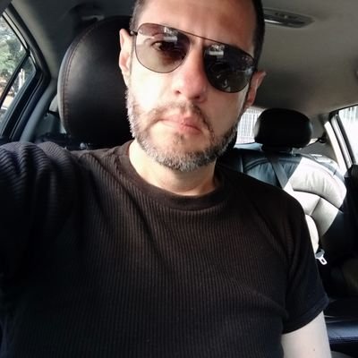 Rolo de nacimiento, caleño por adopción, hincha de los más gloriosos MILLONARIOS Y RIVER PLATE.16/12/12 y 9/12/18 vivirán por siempre en mi corazón.