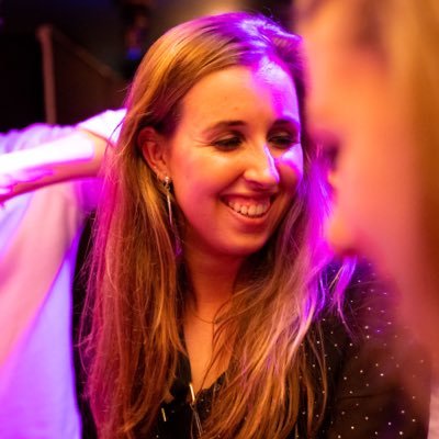 Social Media Specialist @ Greenhouse Group || danceteacher @ DéDé Dance