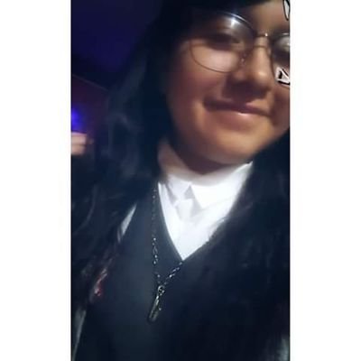 taquitosammy's profile picture. ❤️La Madonna, la Calcuta,
¿Maradona o Batistuta?
Para que baje le due canzoni,
e que allora o papillone❤️