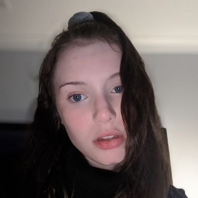 urnanasrecliner's profile picture. I like bbq kettle chips and spiders