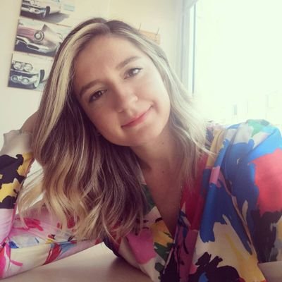 sanli_emel's profile picture. Fizik Öğretmeni