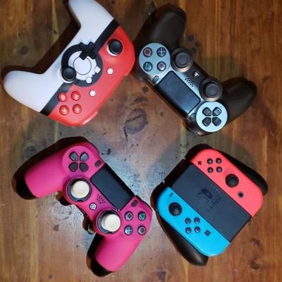 I decided to start streaming on the side! If you enjoy games please send me a follow on Twitch @ Hide_KiteTTV