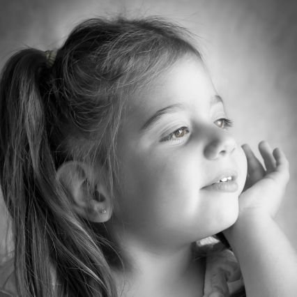 Soy una niña de 8 años diagnosticada de una enfermedad rara neuromuscular degenerativa de origen genético llamada SPG52. No podrá conmigo! Luchando!!