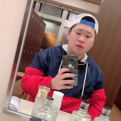 10kuronishi19's profile picture. H7/🐜/看護師/🧦👟🩲