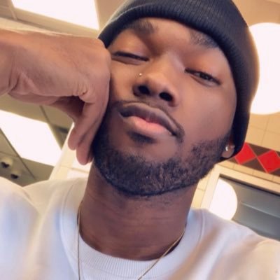 Entrepreneur🙋🏾♂️// New Acc👑//Insta: supreme.sae_//Amateur Photography📸📸