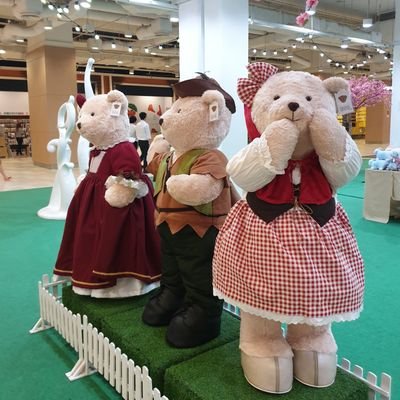 Beebee_cwon's profile picture. ;)