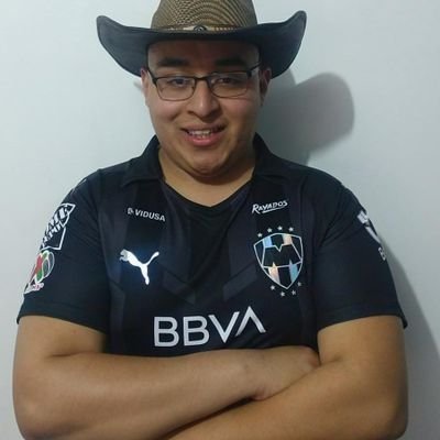 Mi grupo favorito es Duelo y el equipo de futbol favorito es Rayados de Monterrey