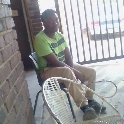 tebogokmokou's profile picture. tebogokmokou@gmail.com