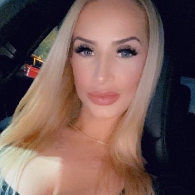 Las Vegas Atmosphere Model 😍 P219951. Sign up on my website for my touring notifications. MissKennedyNicole@gmail.com