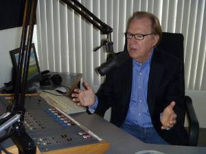 AZ & NV Hall of Fame Broadcaster and World Traveler, Bill owns Bill Buckmaster Communications LLC in Tucson, AZ where his show is heard weekdays at Noon on KVOI