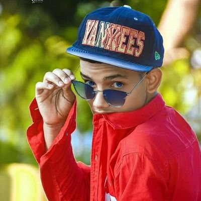 AakilKh84728912's profile picture. aakil4625