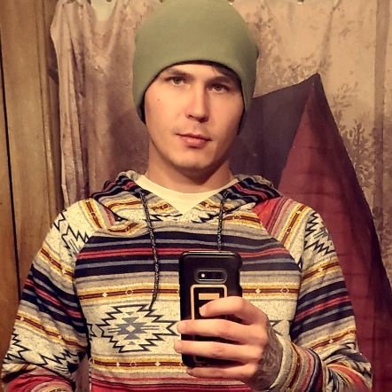 MaxHite11's profile picture. 