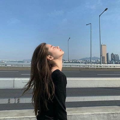 frabjousc's profile picture. 