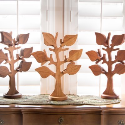 We have a #reviewandrate system for #funeral homes. Home of the Family Tree #Urn. A U.S. #retailer of #natural #shrouds and #green shroud #boards.
#cremation