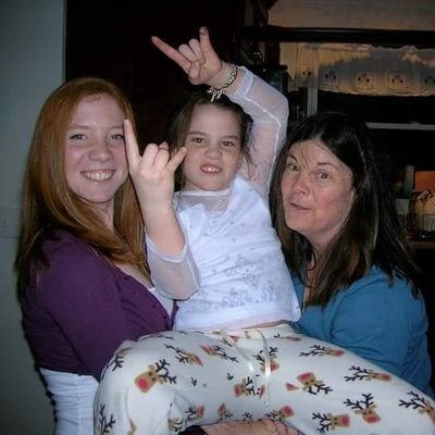 meghlyn's profile picture. Poppin' Pussies into Pies

she/her