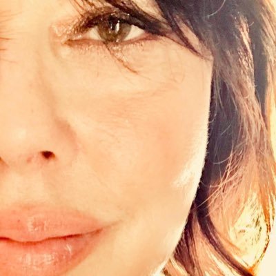 Let our pens be swords.Primary Educator--Specialist in Art and Dance,Lit.#appleteacher MA Creative Writing -Free speech doesn’t pay the bills-opinions are mine!
