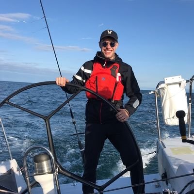 angusjwilson's profile picture. Former Mall Santa 🎅
IP and NatSec law nerd.
Boats and bikes. 
Urban golf course abolitionist.