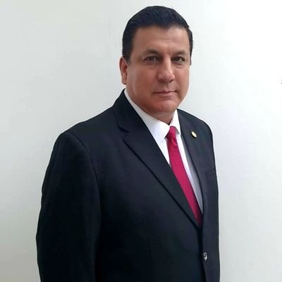 2 veces me tocó defender la soberanía y la independencia de Guatemala. Como Soldado en la guerra contra el comunismo y ahora como Diputado contra el Socialismo.