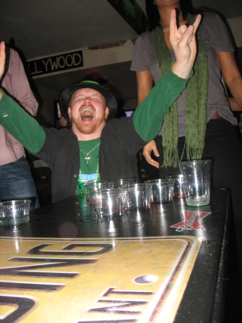 heaventoearth's profile picture. Always in Pursuit of Perfection.  With the hope that one of these days I will not fall short.