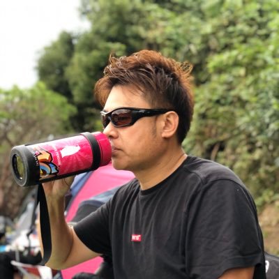 八幡西区則松で、ボディ専門店とした会社を営んでます。経営理念と経営方針という両輪を拍車にかけ、地域社会へ喜びと元気、そして幸せを与え続けています。どうぞtwitterを通して、沢山の方とご縁を広げていきたいと考えています。出会いは自分への招待状です。
