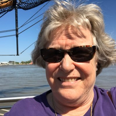 KarenConradH2O's profile picture. 