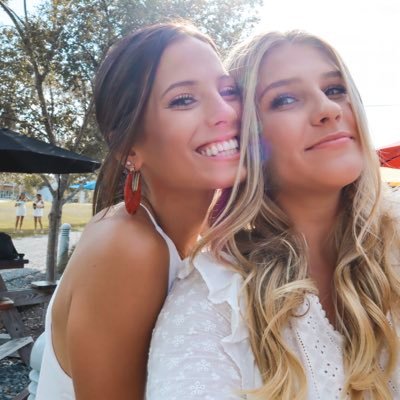 emilyjmill's profile picture. university of florida alumni