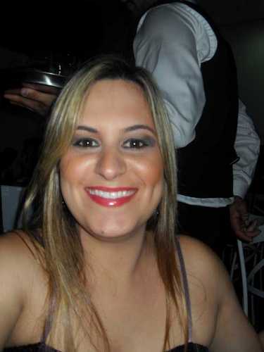 Professora, pesquisadora, amo viajar e a Disney.
