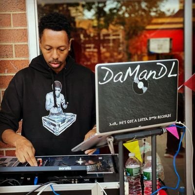 DJ, father, martial artist, technology professional, objectivist, brother, friend, son.  Not necessarily in that order.

IG: DaManDL | Twitch: DaManDL