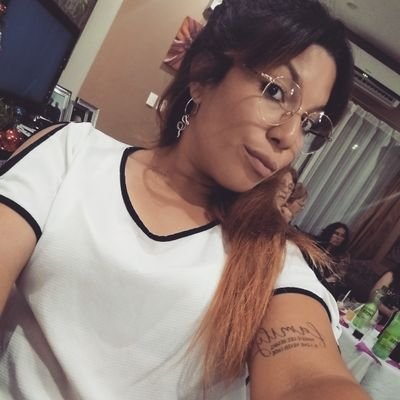 anaamusso's profile picture. la clave es vivir cadia dia como si fuera el ultimo