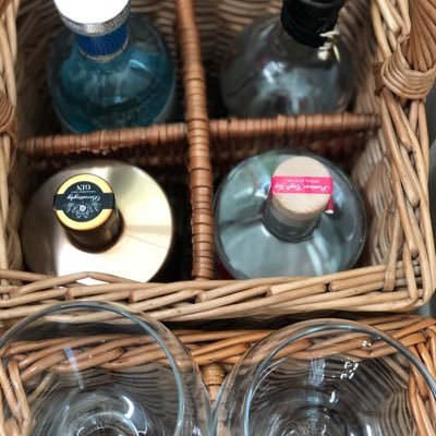 Mum of four, Gin explorer, Beach days and sunshine, Geordie living in South Lincolnshire. Follow my quest to find the perfect gin @mumslovegin on Instagram