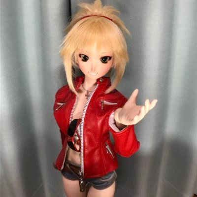 FGOキャラドールがメインです、モードレッド大好き芸人。ゆるキャンをこよなく愛するソロキャンパーでもあり、愛車はスーパーカブ110。