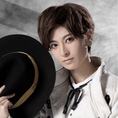男装ユニットael-アエル- のメンバー 祈夜星波(いりやせな) 卒業シングル『白幻』みんなのおかげでデイリー1位✨ウィークリー3位✨本当に素敵な思い出をありがとう!!2020年2月11日卒業🎖ずっとあなたの中の1番星🌟最後まで沢山の応援ありがとうございました😌※DMは事務所が管理しています
