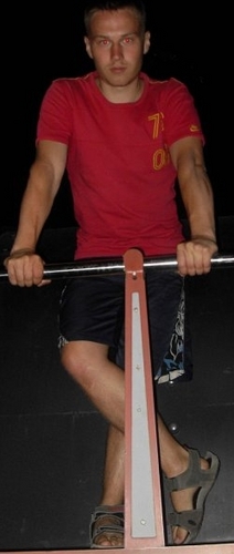 FLEX_174's profile picture. Медиков, научившихся исправлять плоскостопие, первым поздравил и поблагодарил Министр Обороны.