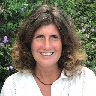 Paediatric Acupuncturist, Teacher, Author, supporting & empowering parents to create a generation of physically healthy & emotionally resilient children.