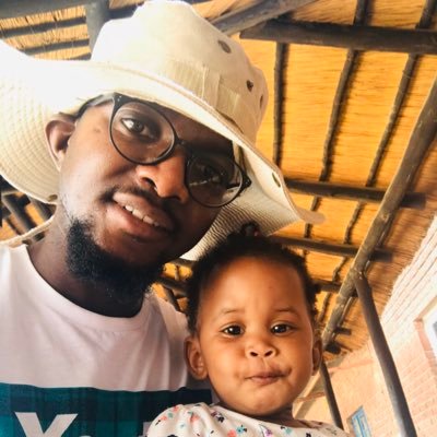 iCelleb's profile picture. 🇳🇦 • Left Handed • Polymath • Agnostic • Born without my consent