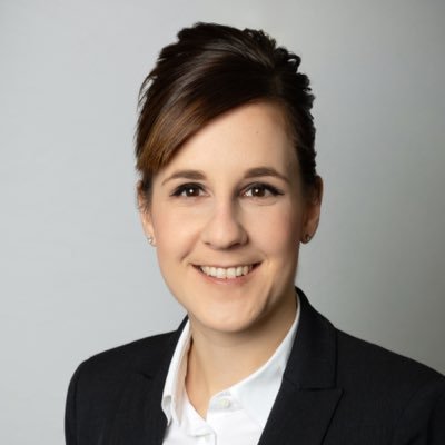 kristineknourek's profile picture. Creative, driven, compassionate | Marketing + Comms @LloydCoop | Board Chair @Lloydlibrary | Community builder #yll