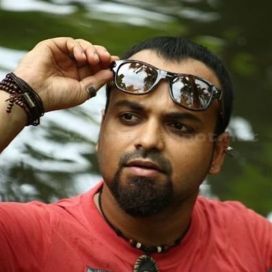 chakkagopan's profile picture. geniuses are always branded as crazy