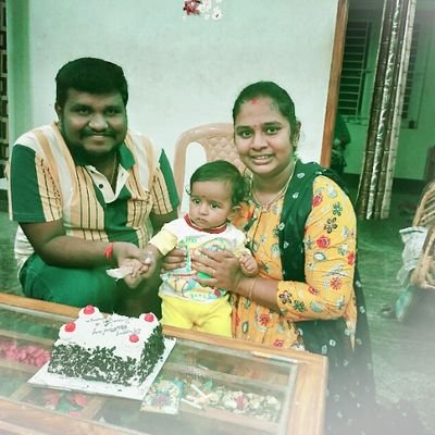 ervaradha1989's profile picture. 