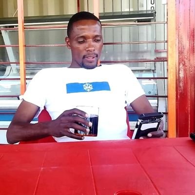 sindrova's profile picture. cool and understanding guy