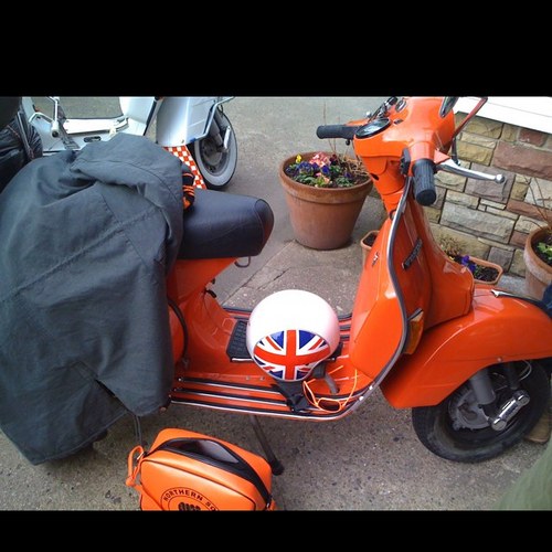 retroclementine's profile picture. Buffering...