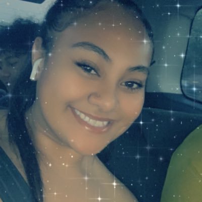 liz24298454's profile picture. 