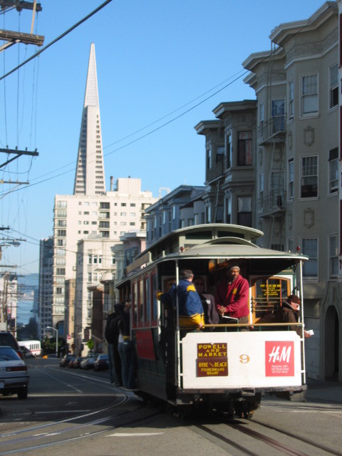 Information about tours and attractions in San Francisco, California, USA