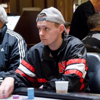 HulaHoopin25's profile picture. 