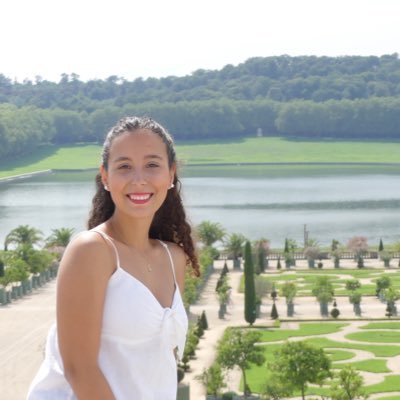 irene_vallereta's profile picture. She lived alone exept for a nameless cat.💍                           I’m Batman 🦇