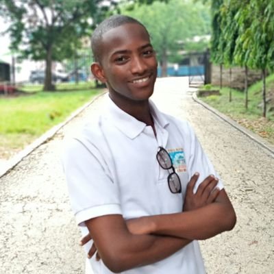 its_mushi_'s profile picture. tech geek  | 🇹🇿