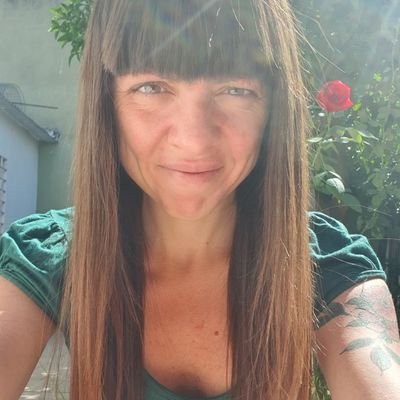 mariflumartinez's profile picture. Periodista // Difundo sobre Linfangioleiomiomatosis en IG @lamargentina_ y el canal de Youtube llamado La Vida Con LAM - TV // Hincha de Chicago 💚🖤 // Voley ❤